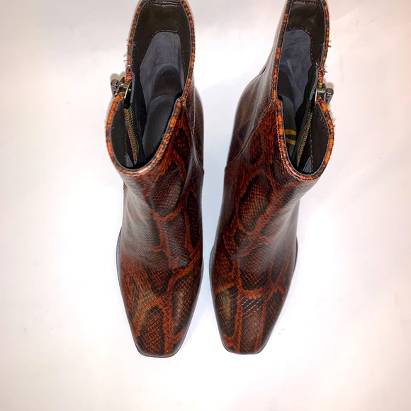 Sam Edleman carlysle dress booties in brown & black  snake print size 6 - Picture 4 of 10